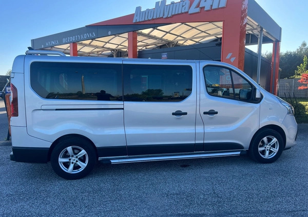 Renault Trafic cena 115600 przebieg: 107000, rok produkcji 2019 z Kałuszyn małe 121
